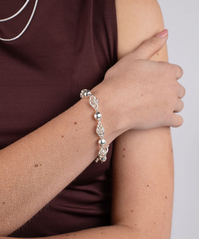 Ball and Knot Bracelet