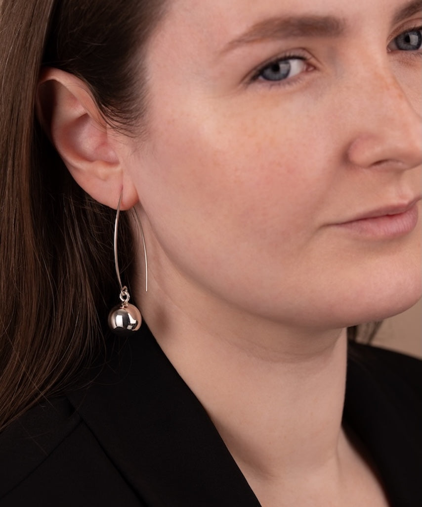 Thin Oval Round Earrings